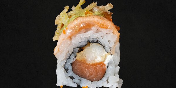 105 - Uramaki salmone, gambero cotto, crispy di porro e maionese al basilico [8 Pezzi]