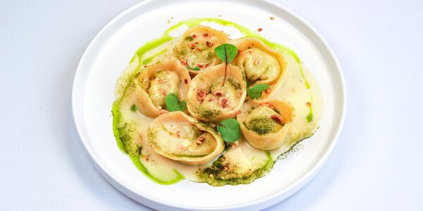 capelletti filled with peas and ricotta,
