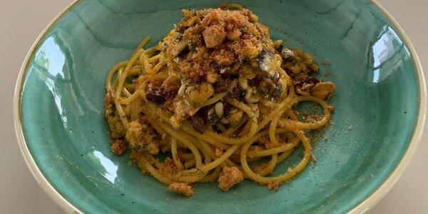 Spaghettoni con le sarde
