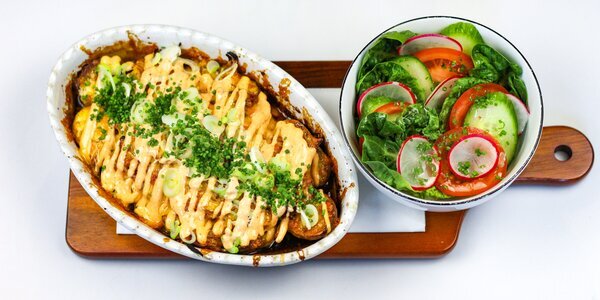 pulled pork meat with baked baby potatoes, 