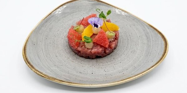 Tartare di tonno, lime e agrumi