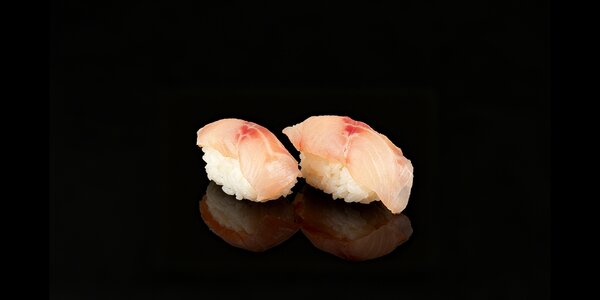 70. Nigiri branzino