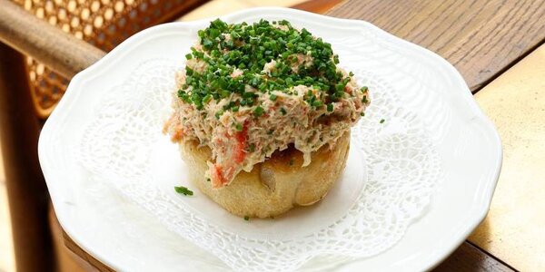 Flatbread au Crabe Brun et Kimchi Mayo 