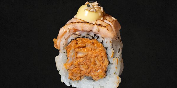 86 - Uramaki tonno grigliato e salmone ﬂambè [8 Pezzi]