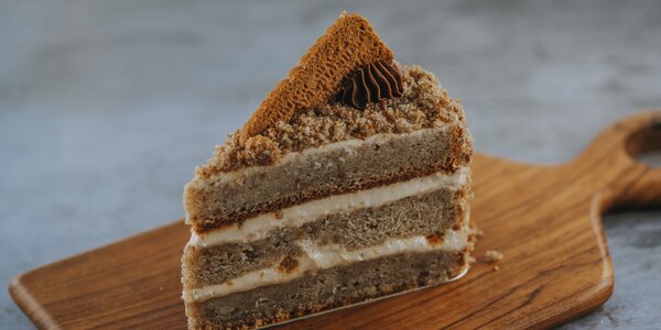 Lotus Biscoff Cake