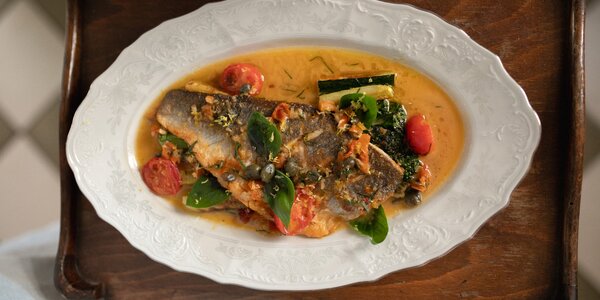 Loup et légumes grillés