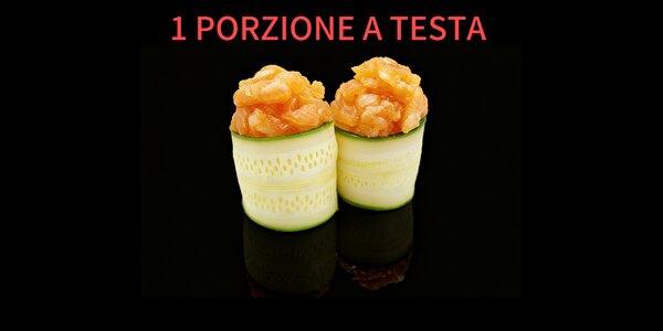 45. Gunkan zucchina salmone (1 porzione a testa)