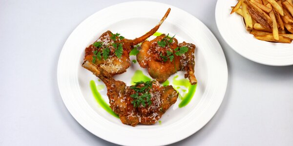 lamb cutlets in parmesan breadcrumbs, 🌶