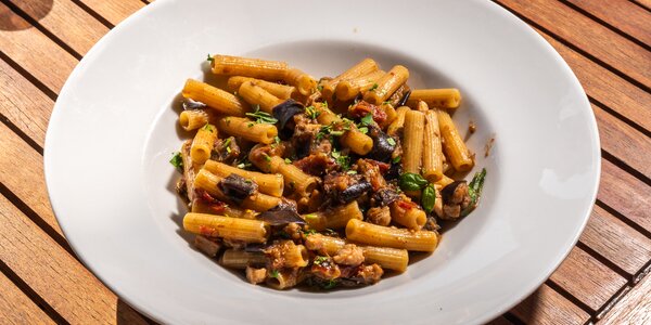 Maccherone, Pesce Spada, melanzane, pomodori secchi e mentuccia