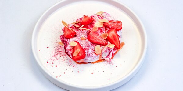strawberries with whipped mascarpone,