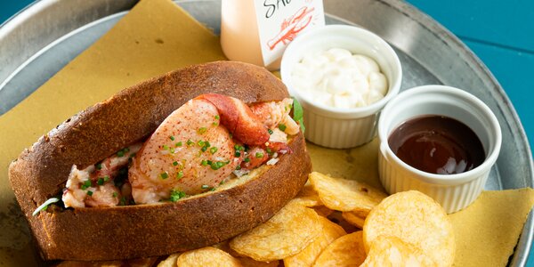 *Lobster Roll Con Chips di Patate