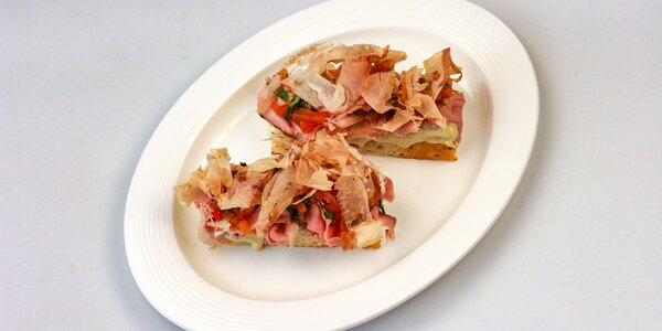 focaccia with sliced veal,