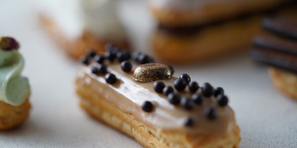 Coffee Blanc Eclair