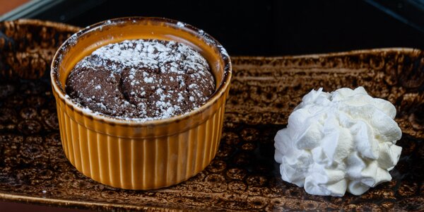 Tortino al Cioccolato e Panna fresca 8€ 