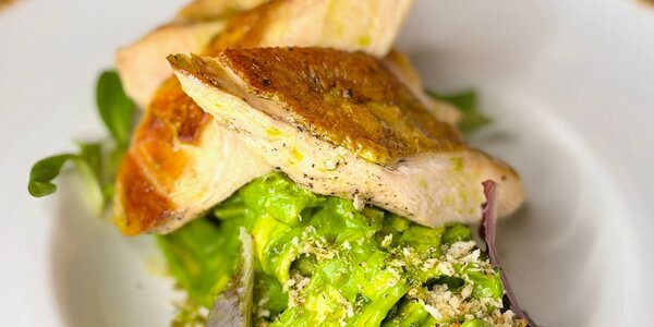 Tagliatelle s kuracím supreme a hráškom 180g 