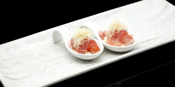 907. Nigiri rosso 
