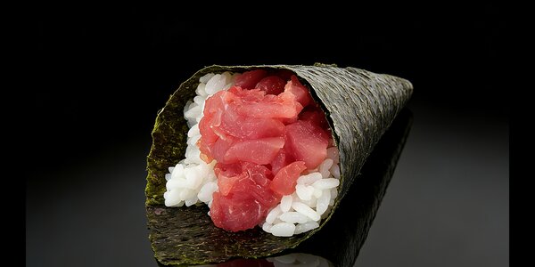 125. Temaki Spicy maguro 