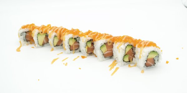 106. Tobiko roll