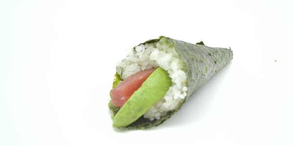 123. Temaki maguro