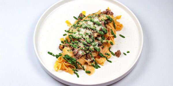 tagliatelle s hovädzou sviečkovicou, 