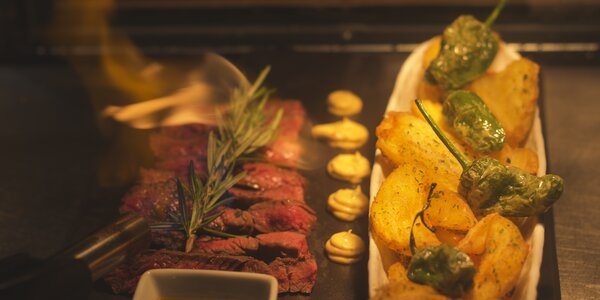 ENTRAÑA TRINCHADA // CARVED ENTRAILS 