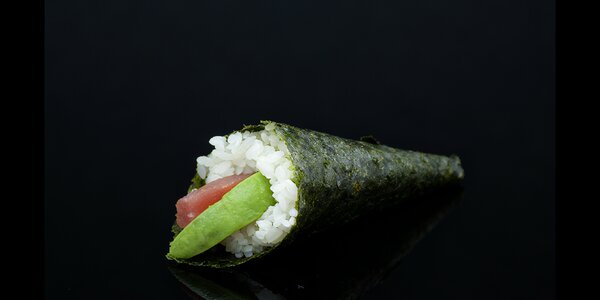 123. Temaki maguro 