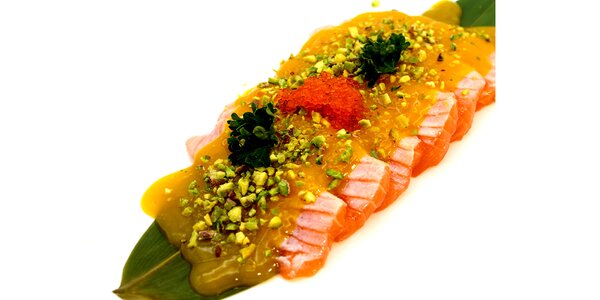 100 Sashimi salmone flambè