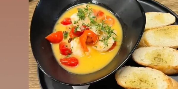 100g pan fried prawns with cherry tomatoes and butter sauce