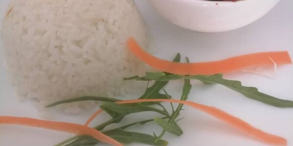 Fish curry with steamed rice