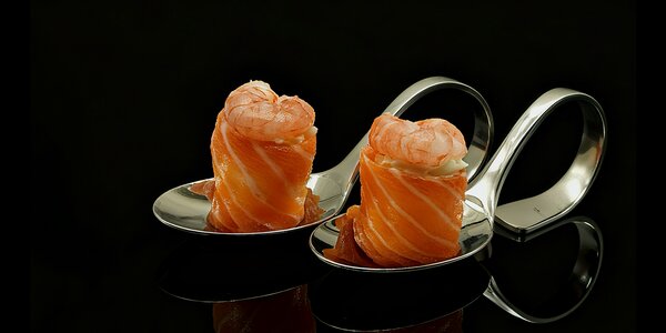 901.Gunkan gambero rosso (Piatto speciale)