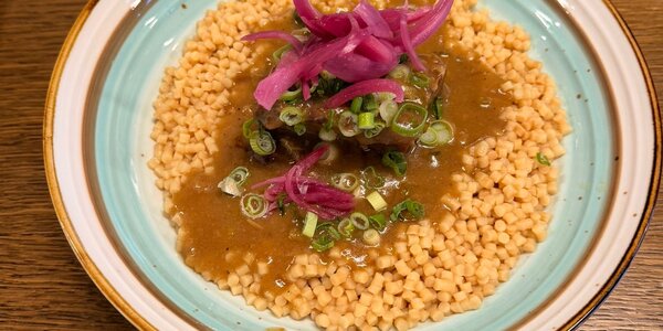 180g Hovädzie na znojemský spôsob s tarhoňou