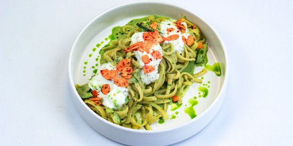 linguine s krémovým pistáciovým pestom so špenátom, 