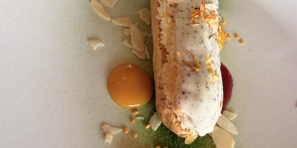 120g Citrusový krém v odpalovanom ceste s mandľami a malinovo levanuľovým gélom