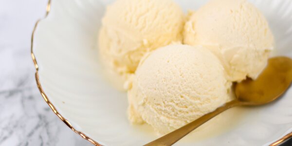 bolletje ijs | scoop of ice cream