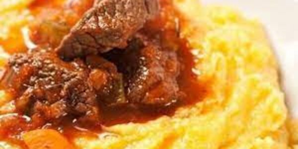 Spezzatino di manzo con la ns polenta taragna
