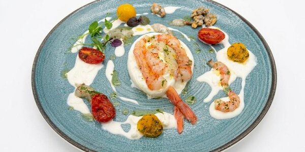 Burrata con Gambero Rosso di Sicilia e datterino confit