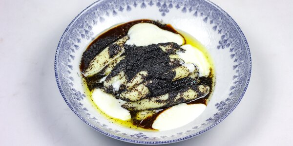 homemade potato dumplings with poppy seeds, 