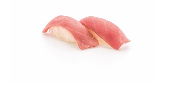 73. Nigiri tonno 