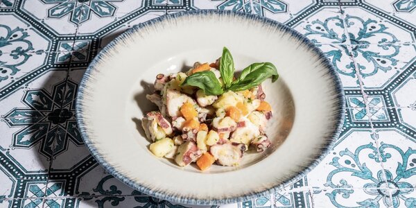 Insalata polpo patate e carote