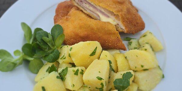 Kurací Cordon Bleu s maslovými zemiakmi 150g 