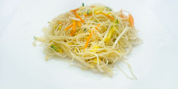 168A . Spaghetti di riso verdure 