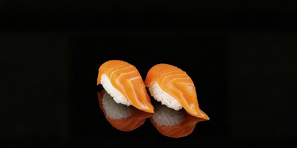 74. Nigiri salmone 