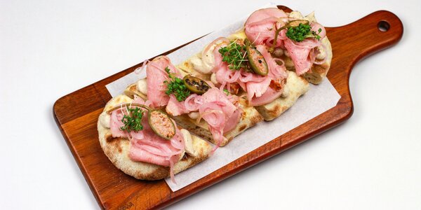 pizzetta with veal meat,