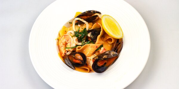 pappardelle with mussels, calamar and prawns,