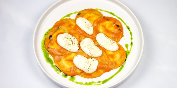 RAVIOLI & PARMEZÁNOVÁ RICOTTA