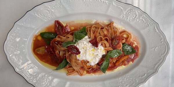 Fettuccine Tomates & Stracciatella