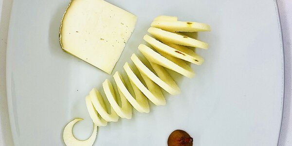 Formaggio alle pere con le pere
